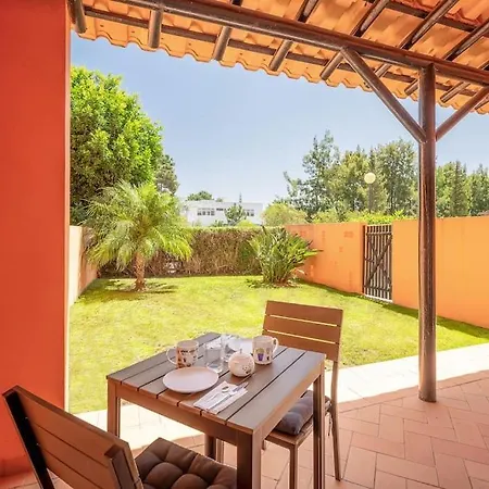 Apartment Aroeira Garden By Homing Aroeira (Setubal)